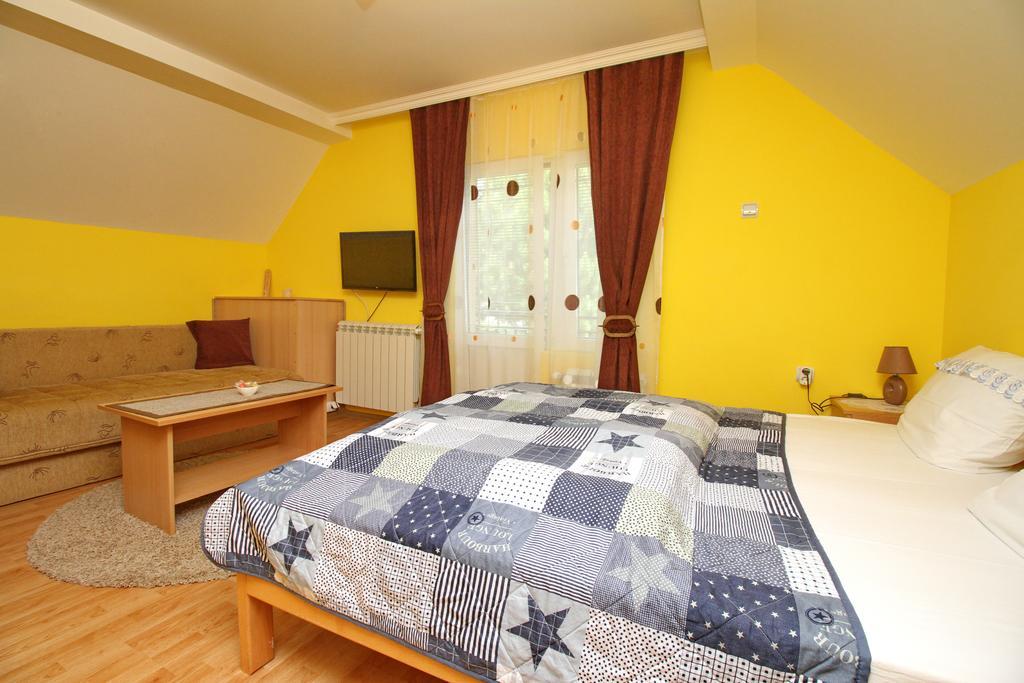 Apartments Junior Златибор Экстерьер фото